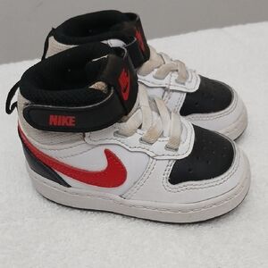 Nike Toddler Kids' Black White COURT BOROUGH Mid Sneakers Red Swoosh Sz 4C
